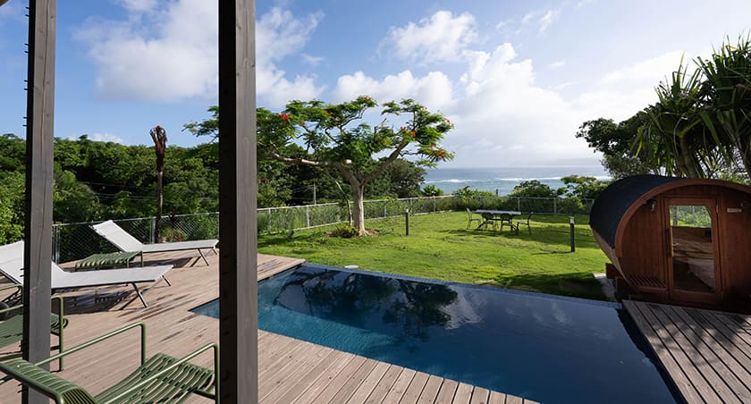 プールサイドテラス